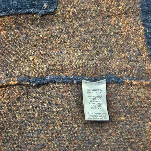 Geometric Patterned Hooded Sweater - Picture 6 of 6